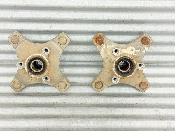2006 Honda Sportrax TRX450R 05 Hub Front Left and Right Pair 44615-HP1-000