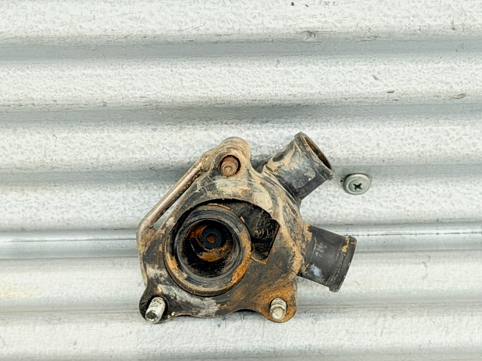 1984 Husqvarna CR WR XC OEM Water Pump Cover Housing Impeller Assembly