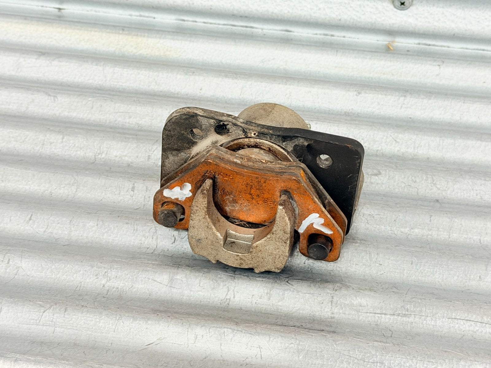 2005 Arctic Cat 500 4X4 ATV Right Front Brake Caliper Assembly OEM 1436-422