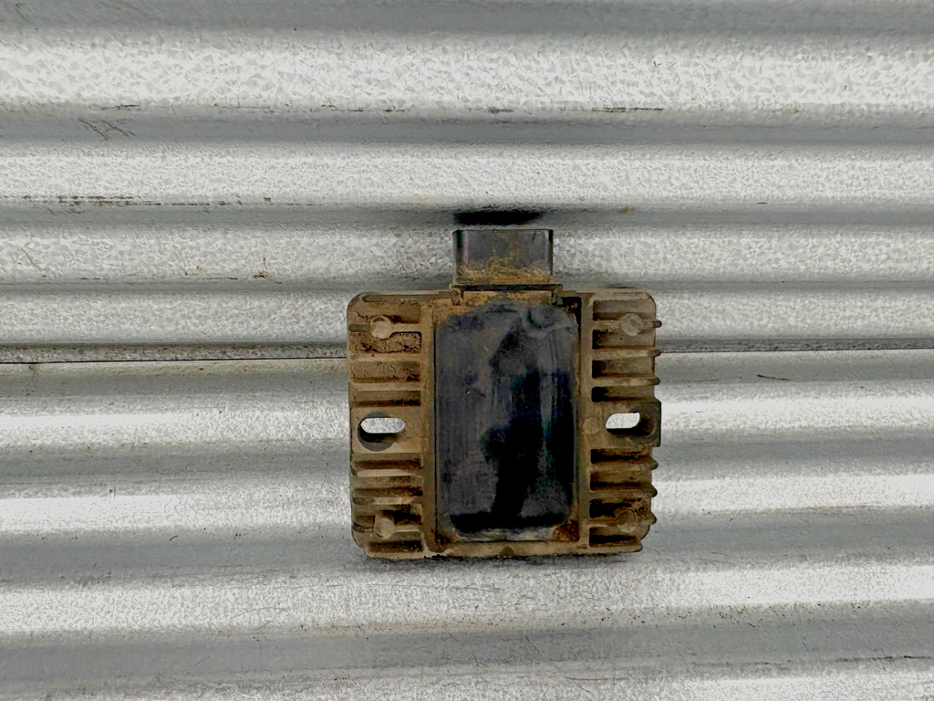 2010 Kawasaki Teryx 750 KRF750 4x4 Regulator Rectifier OEM 21066-0030