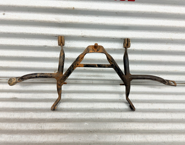 1987-1992 Honda TRX250X 1993-2006 TRX300EX OEM Front Fender Stay 61103-HC0-000