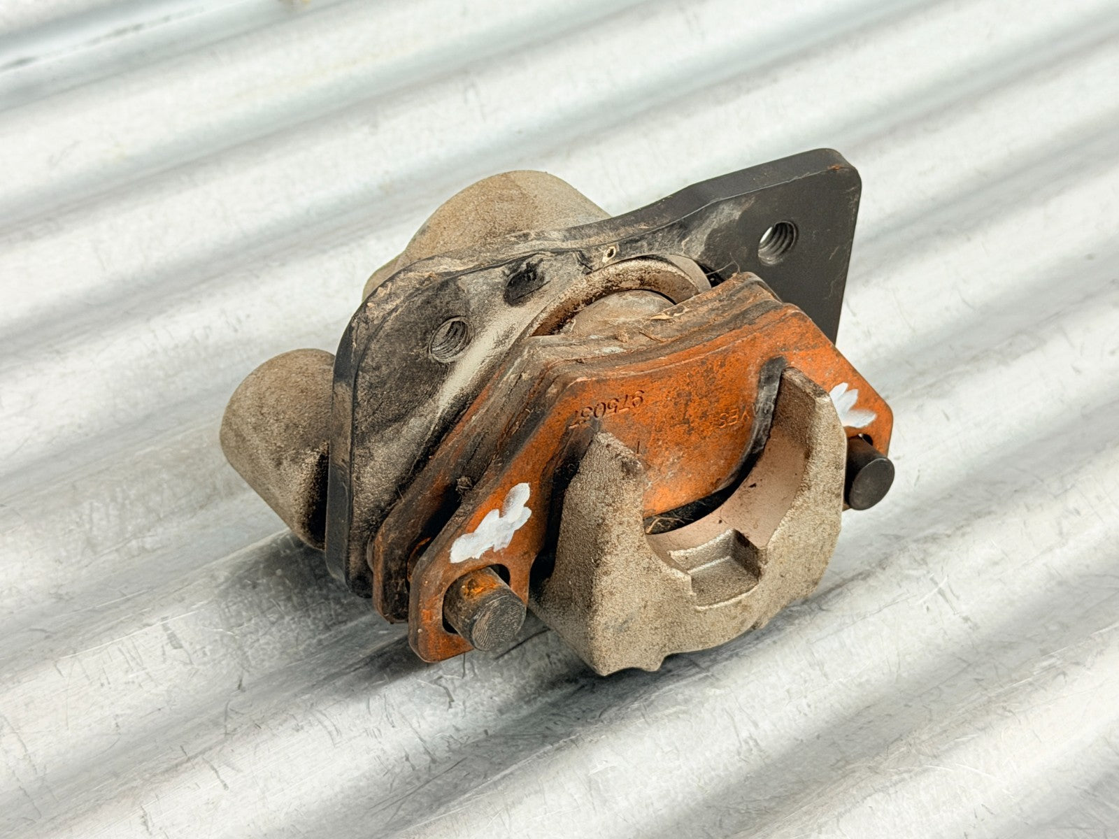 2005 Arctic Cat 500 4X4 ATV Right Front Brake Caliper Assembly OEM 1436-422