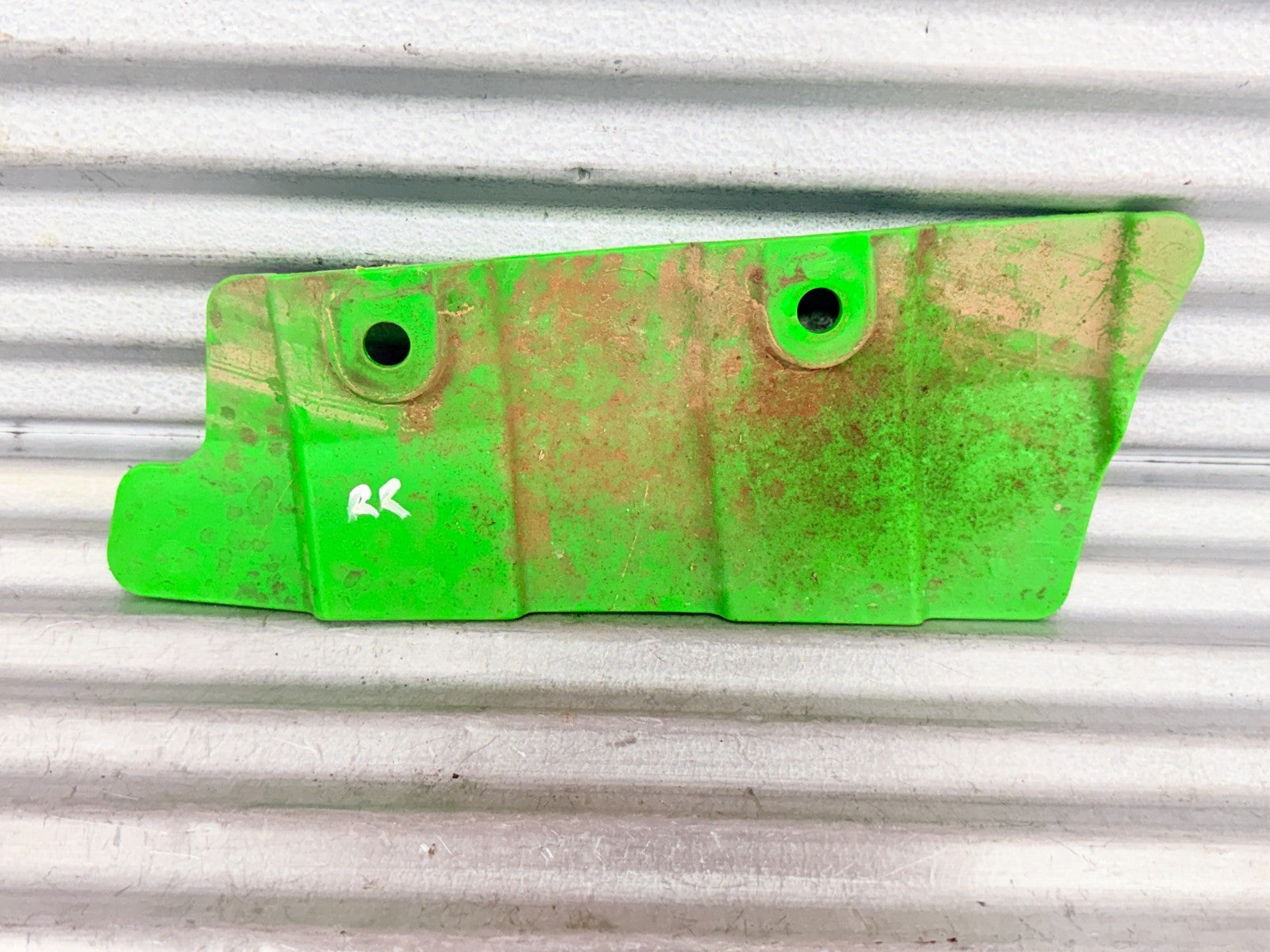 2005 Arctic Cat 500 4x4 ATV Right Rear A Arm Control Arm Cover OEM 1441-004