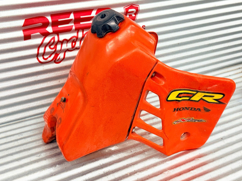 1985 Honda CR250R CR250 OEM Fuel Gas Tank w/ Radiator Shrouds 17510-KA4-830