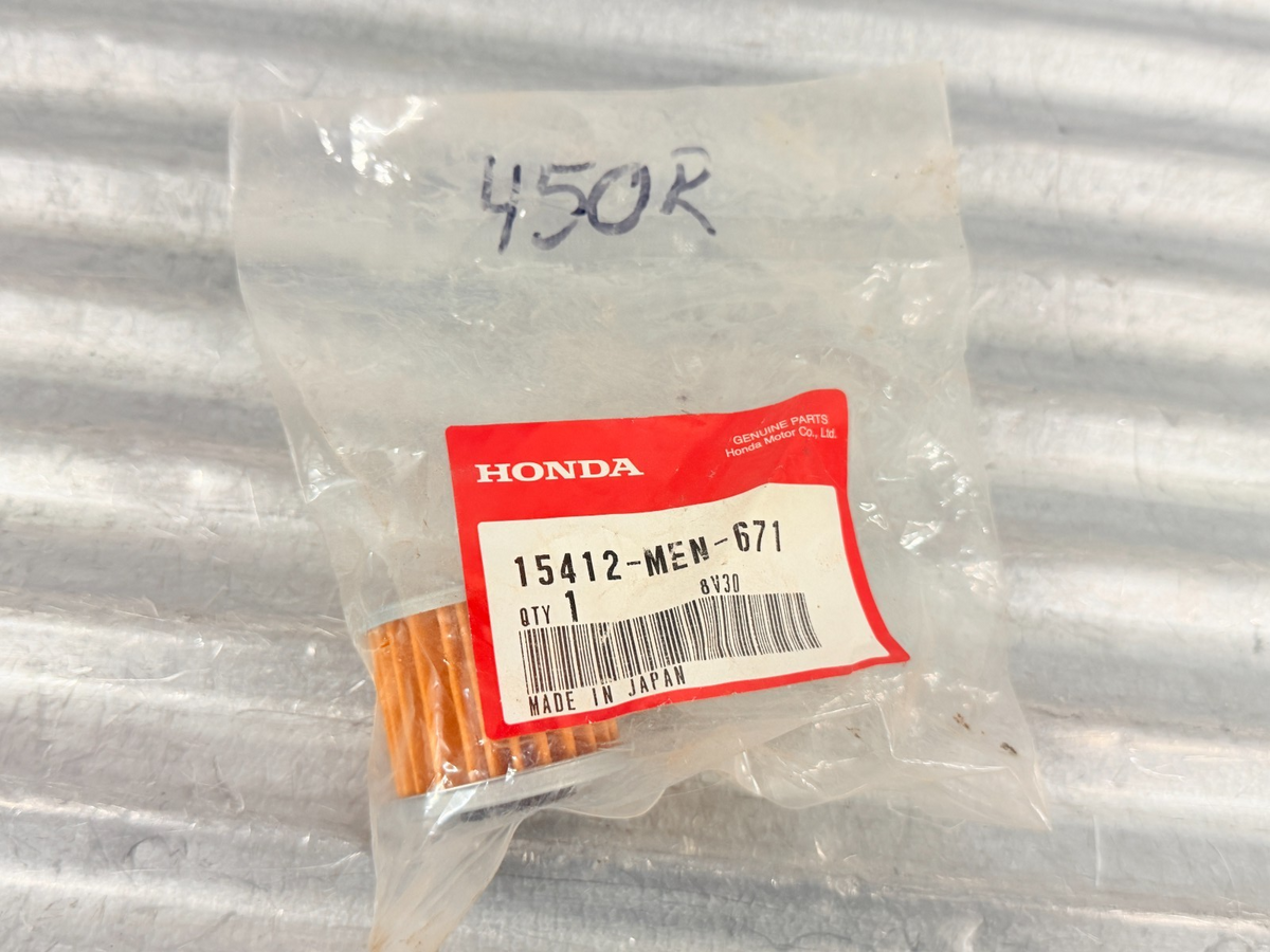 04-14 Honda TRX450R TRX450ER OEM Engine Oil Filter 15412-MEN-671 NEW