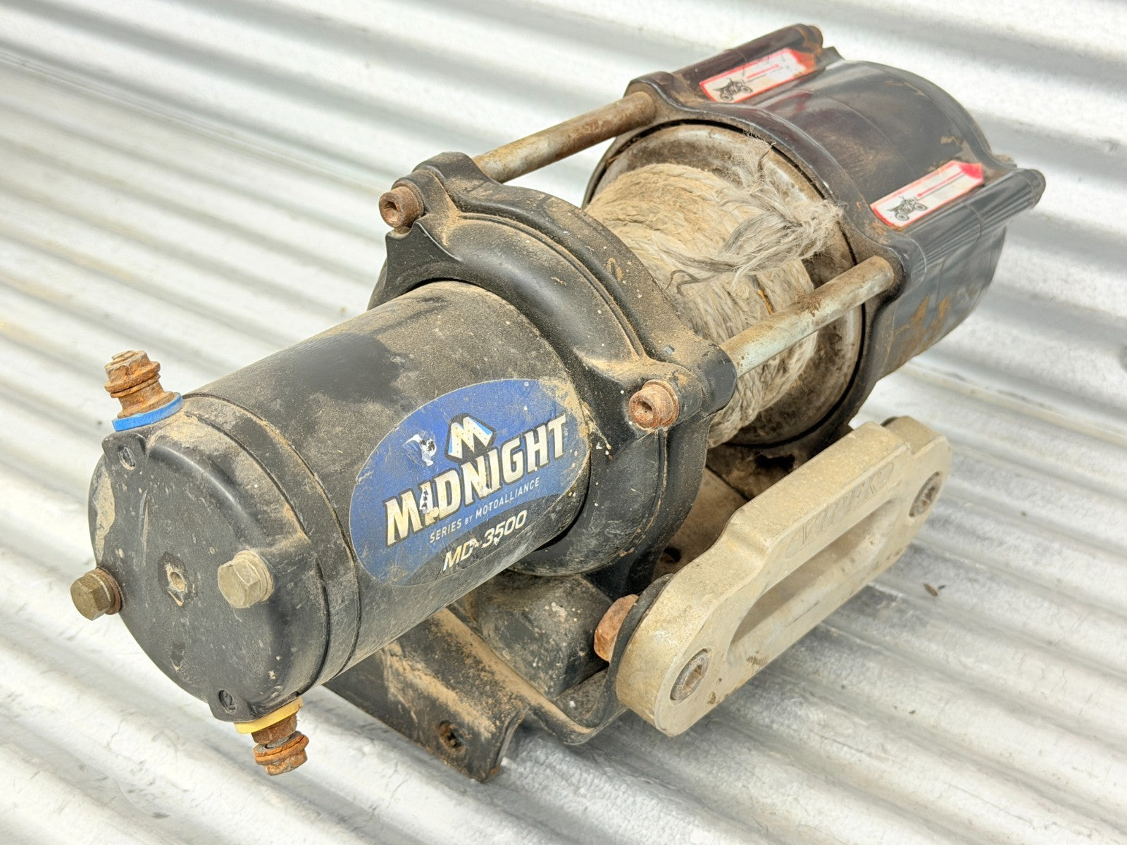 VIPER Midnight MD-3500 UTV/ATV 3500lb Synthetic Rope Winch