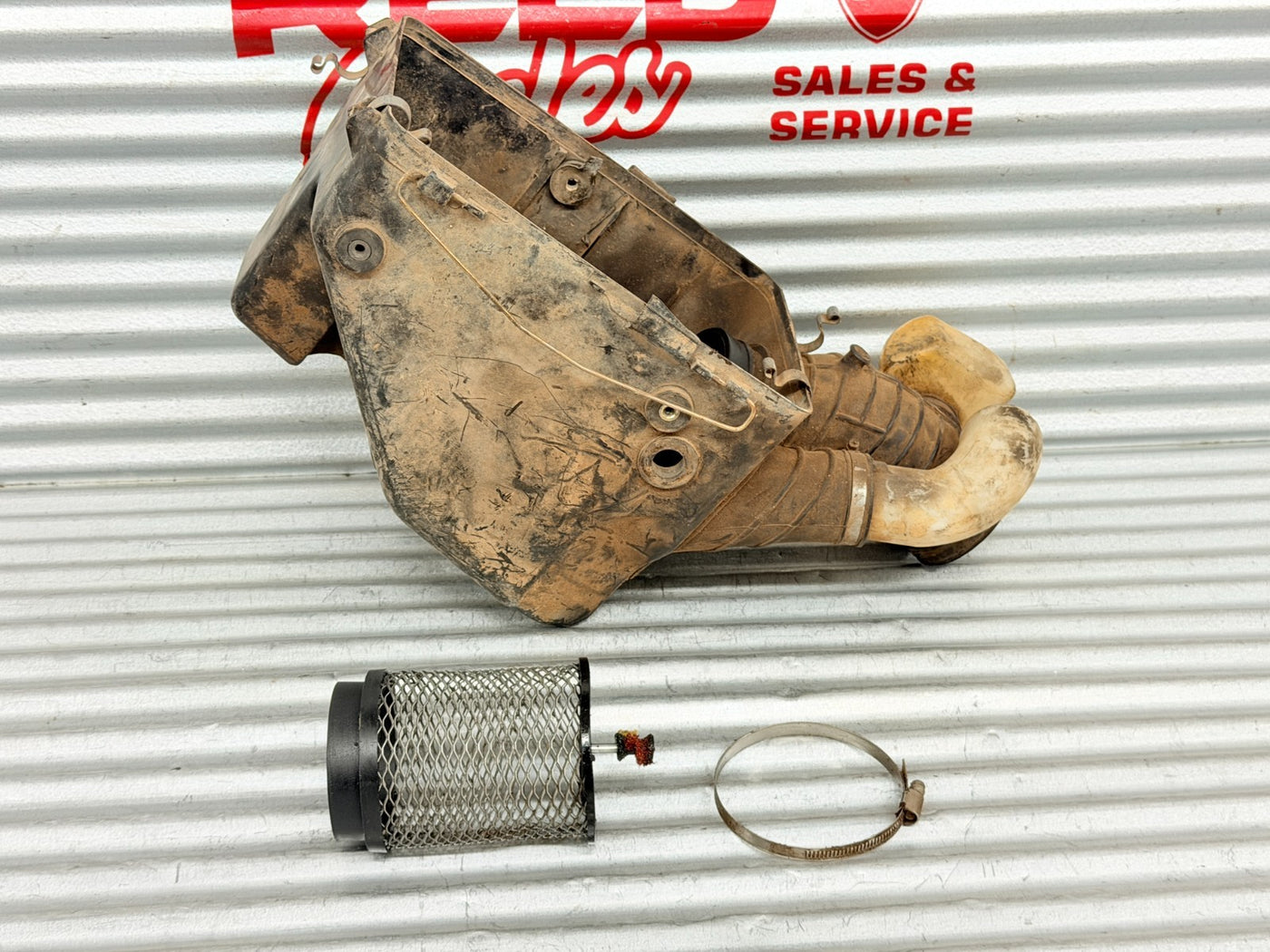 04-05 Honda TRX450R OEM Airbox Air Filter Housing Clamp 17210-HP1-000