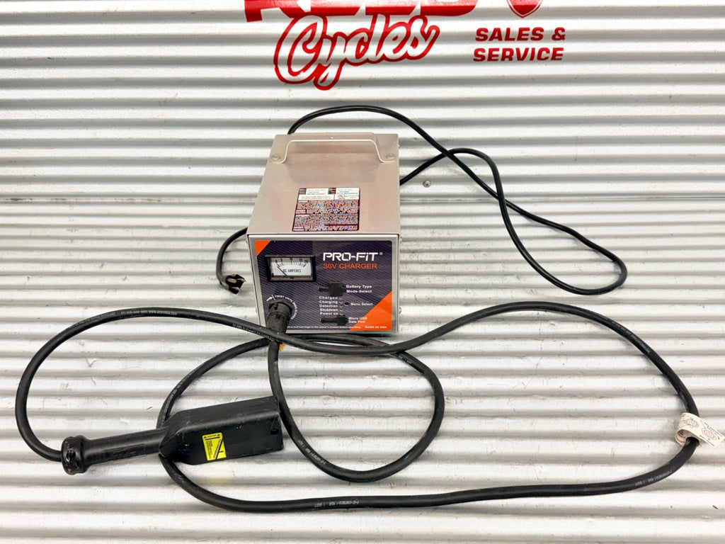 Pro-Fit 36V Golf Cart Battery Charger 18/16A Model 1-36018-04 Lead Acid