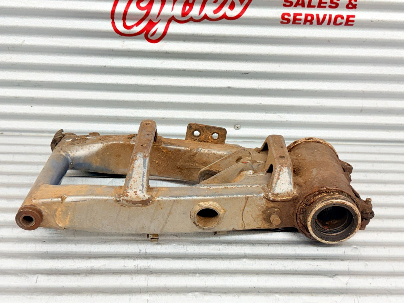 87-04 Honda TRX250X TRX300EX OEM Rear Swingarm Swing Arm 52100-HC0-680