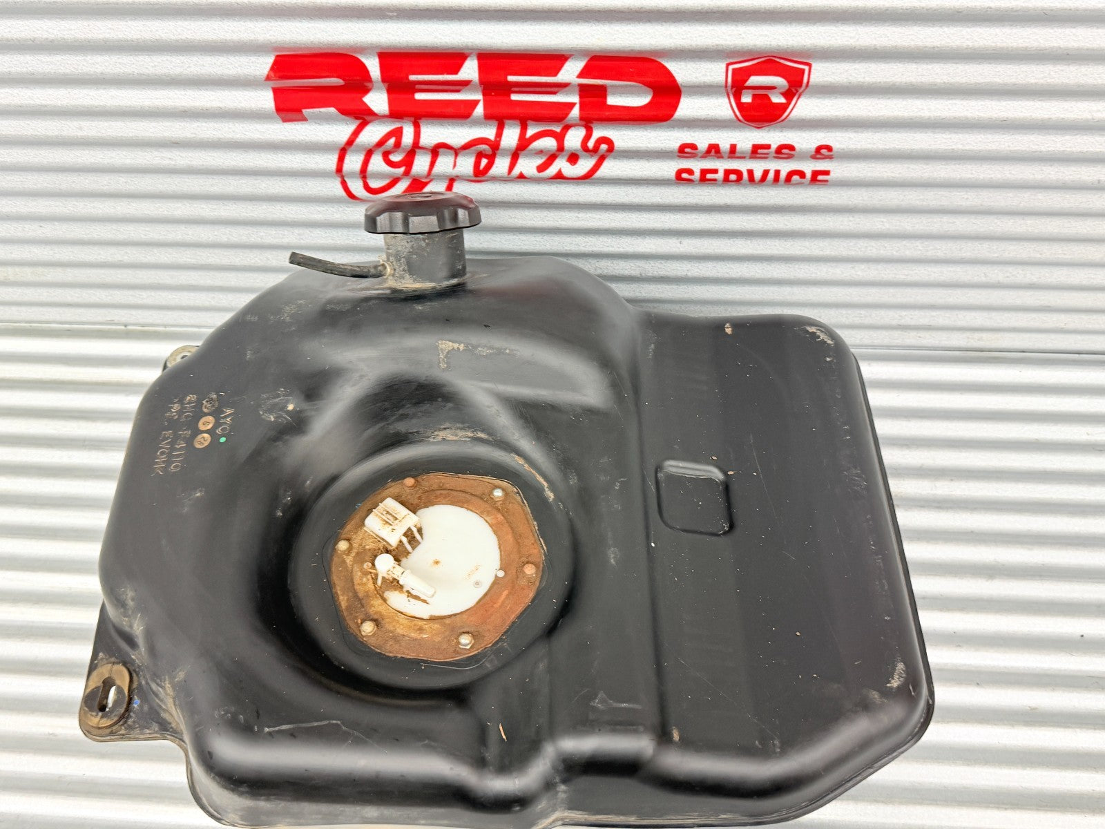 2017 Yamaha YXZ1000R EPS SS Gas Tank & Fuel Pump OEM 2HC-F4110-00-00