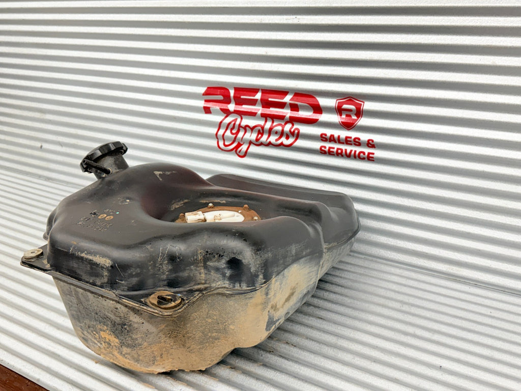 2017 Yamaha YXZ1000R EPS SS Gas Tank & Fuel Pump OEM 2HC-F4110-00-00