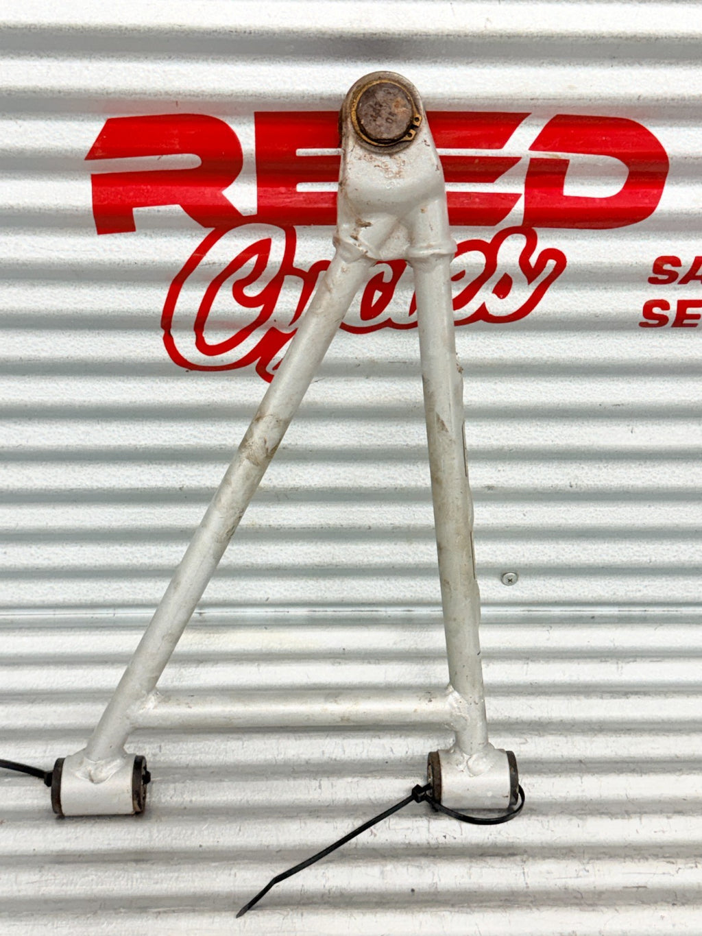 2005 Arctic Cat 500 4x4 ATV Right Front Lower A Arm Control Arm OEM 0503-220