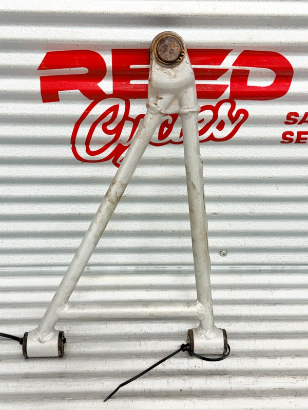 2005 Arctic Cat 500 4x4 ATV Right Front Lower A Arm Control Arm OEM 0503-220