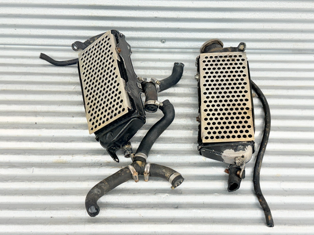 1984 Husqvarna WR125 CR125 XC125 WR250 CR250 OEM Radiator Set Pair Left Right