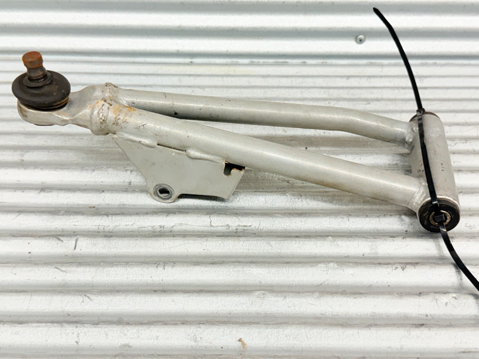 2005 Arctic Cat 500 4x4 ATV Right Front Upper A Arm Control Arm OEM 0503-416