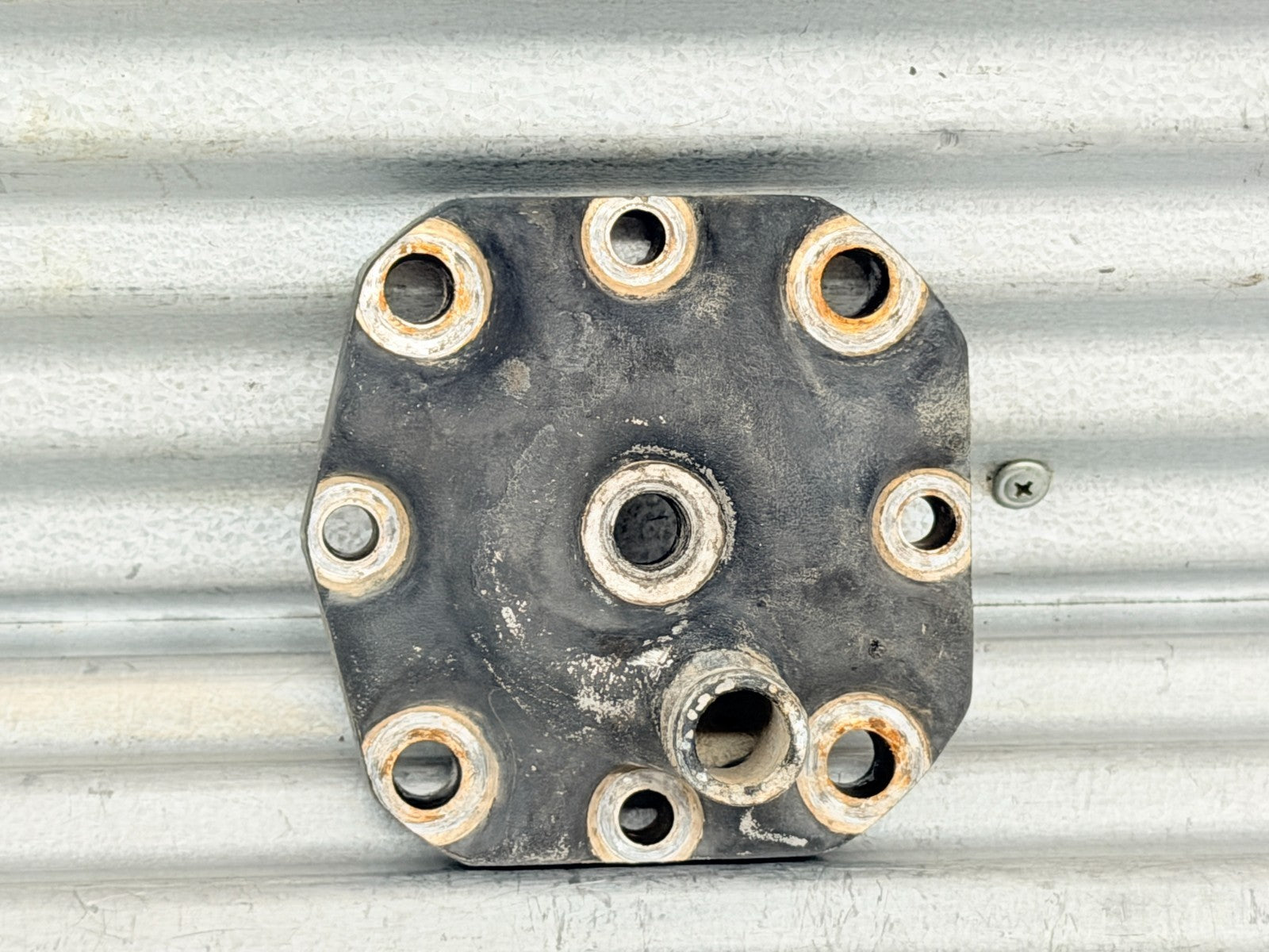 1984 Husqvarna WR125 CR125 XC125 OEM Cylinder Head OEM 1614516-01