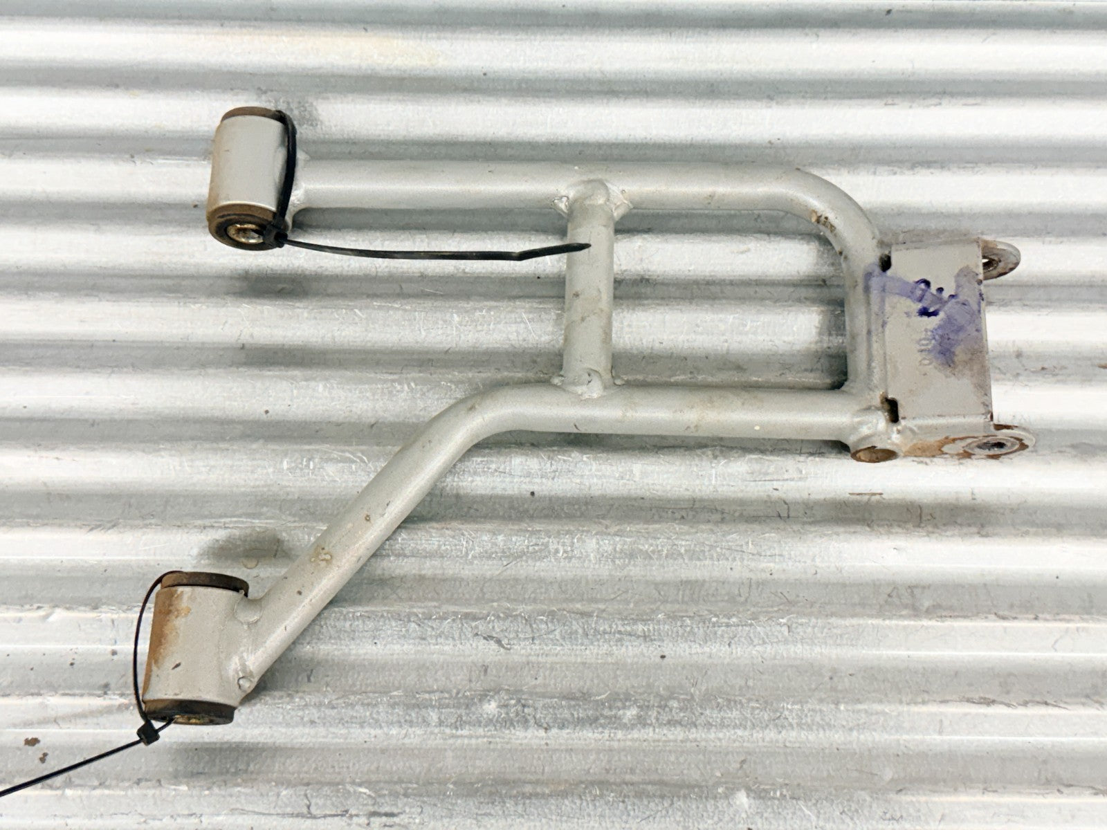 2005 Arctic Cat 500 4x4 ATV Left Rear Upper A Arm Control Arm OEM 0504-583
