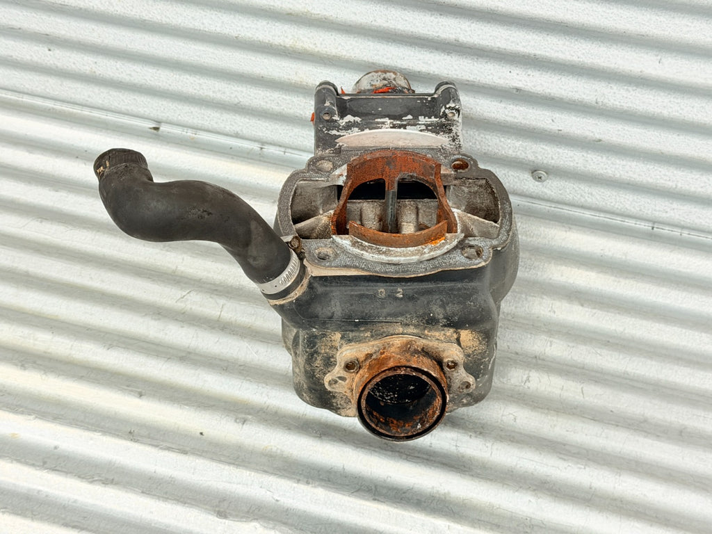 1984 Husqvarna WR125 CR125 XC125 Cylinder Jug 1614525-01 OEM 1614513