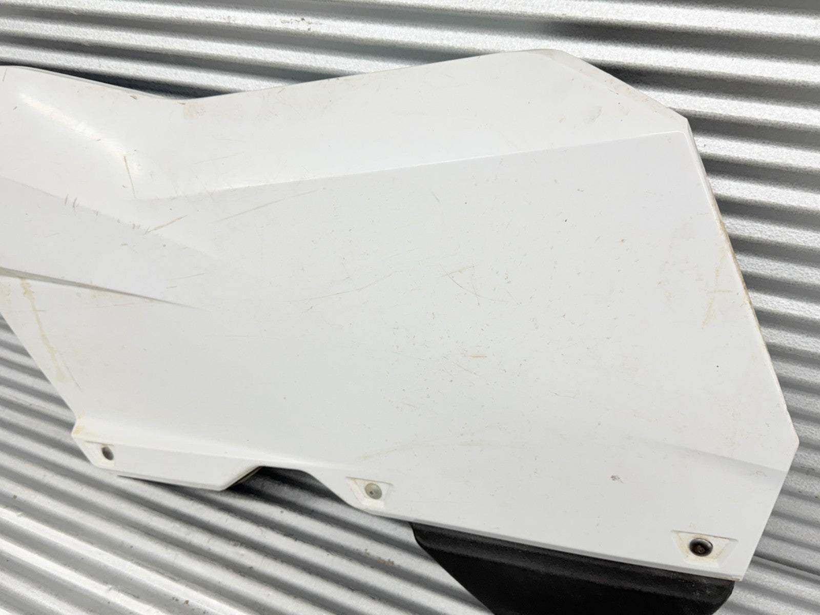 2017 Yamaha YXZ1000R SS Right Door w/ Panel OEM 2HC-K8558-01-00 (White)
