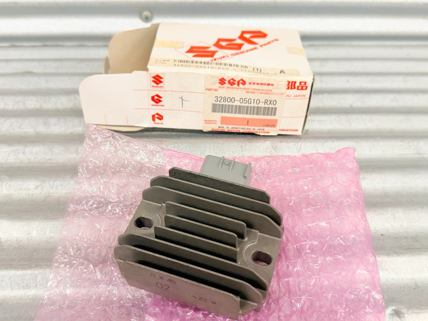 New OEM Suzuki LT-Z400 RMX450Z Rectifier Regulator 32800-05G10-RX0