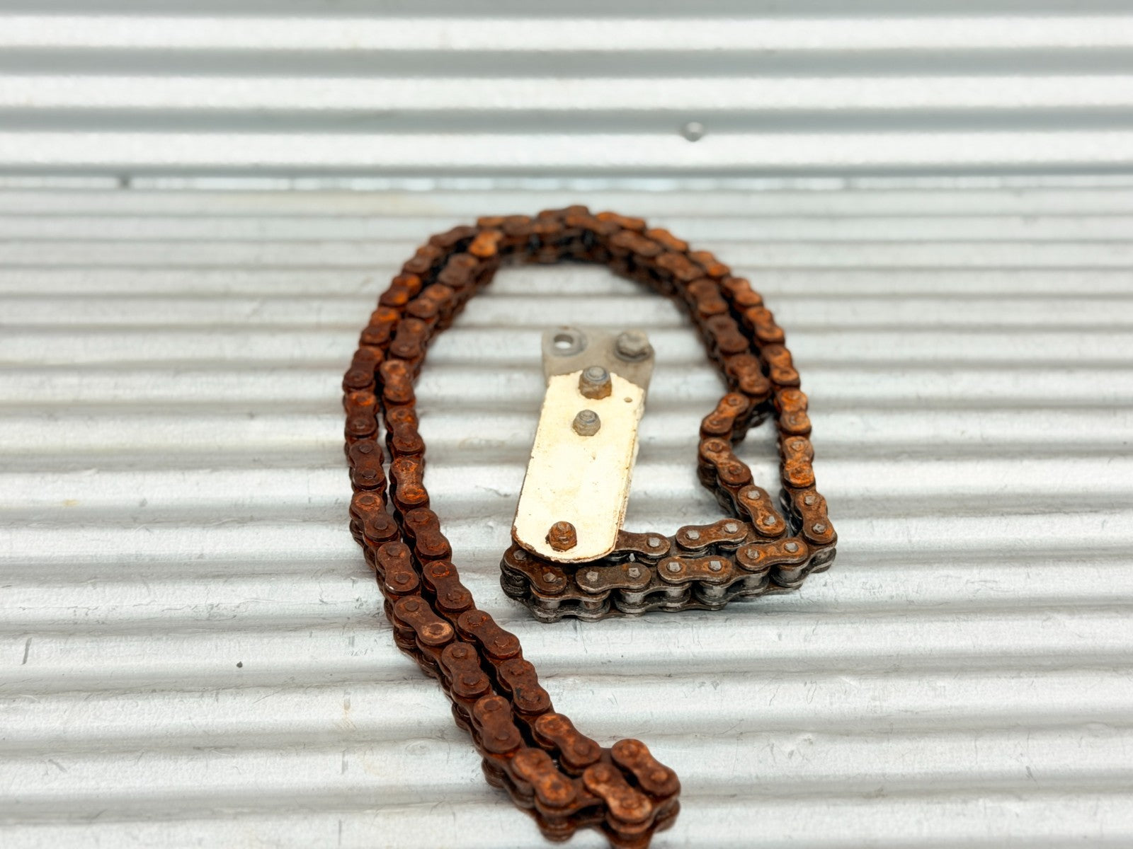 1984 Husqvarna WR 125 250 500 OEM Chain Guide Assembly w/ Drive Chain