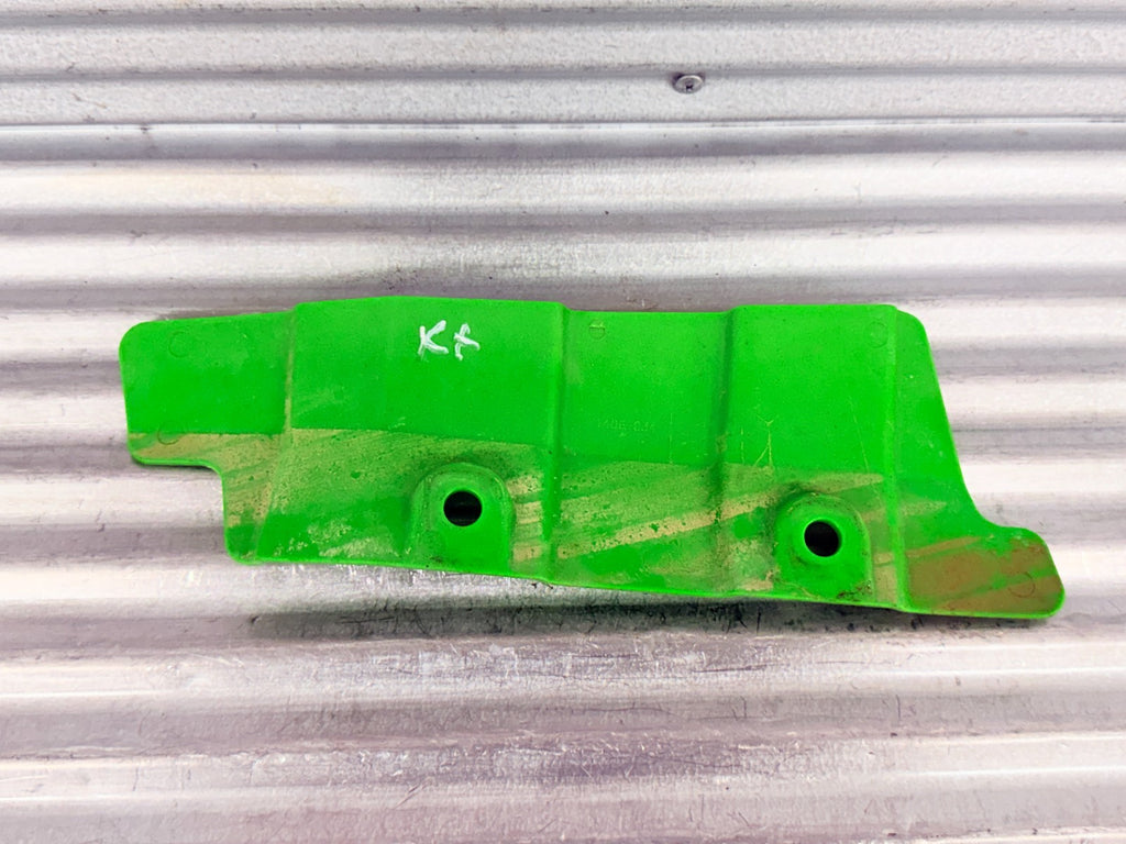 2005 Arctic Cat 500 4x4 ATV Right Front A Arm Control Arm Cover OEM 1441-002