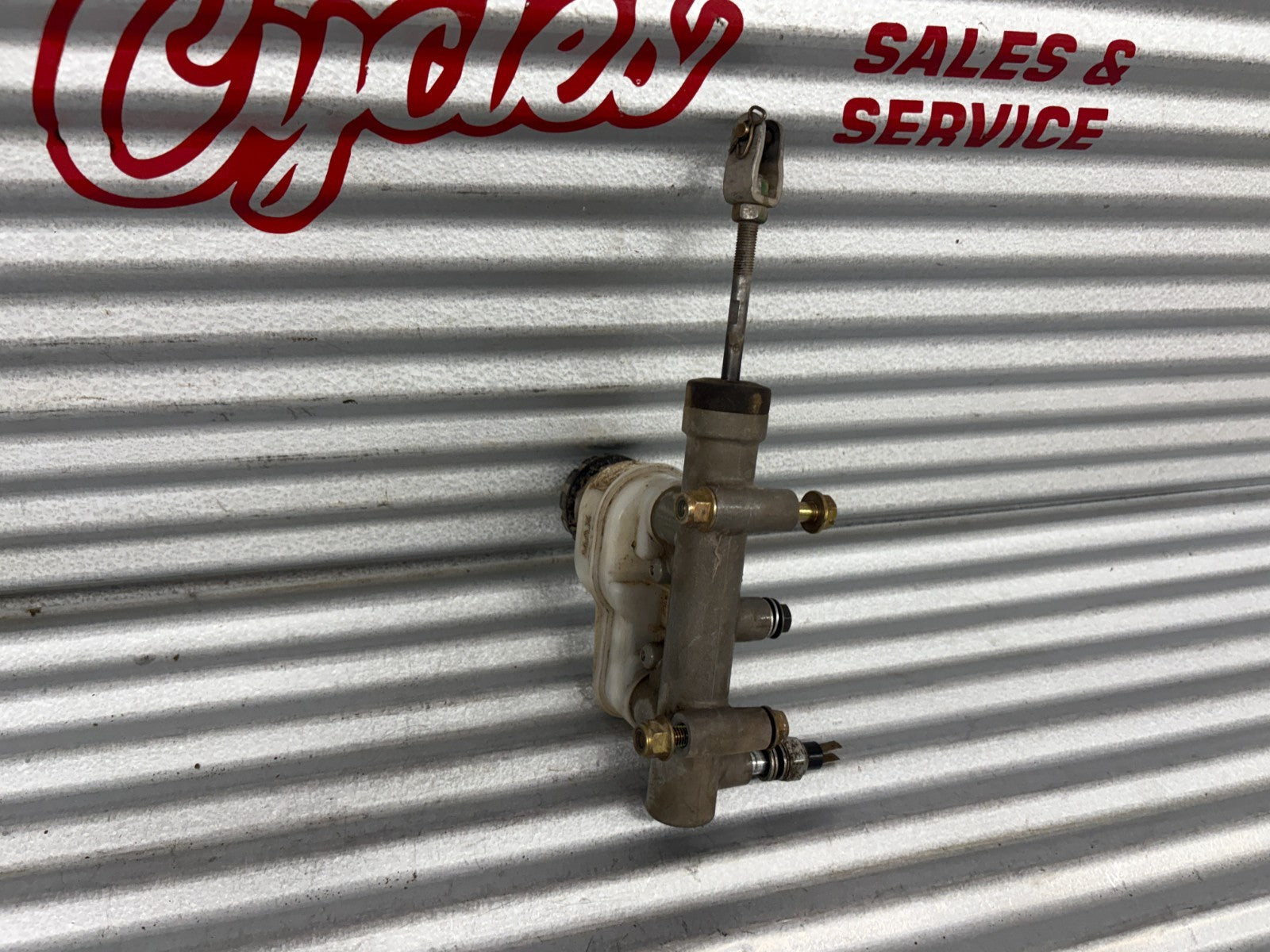 2014 Polaris Ranger 570 Crew EFI Brake Master Cylinder OEM 1911515