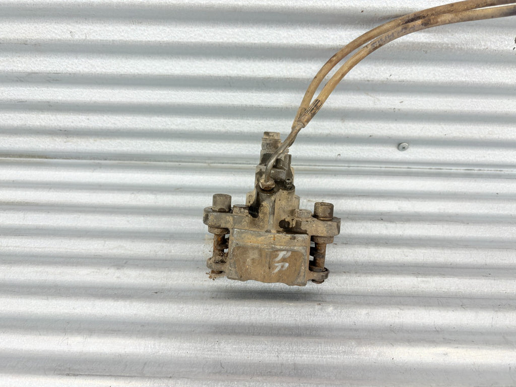 2002 Polaris Sportsman 700 Rear Right Brake Caliper OEM 1910455