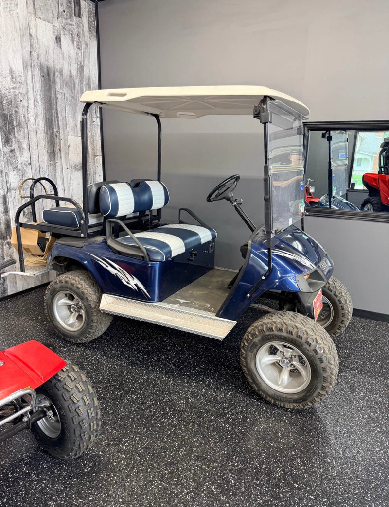 2006 EzGo Electric Golf Cart