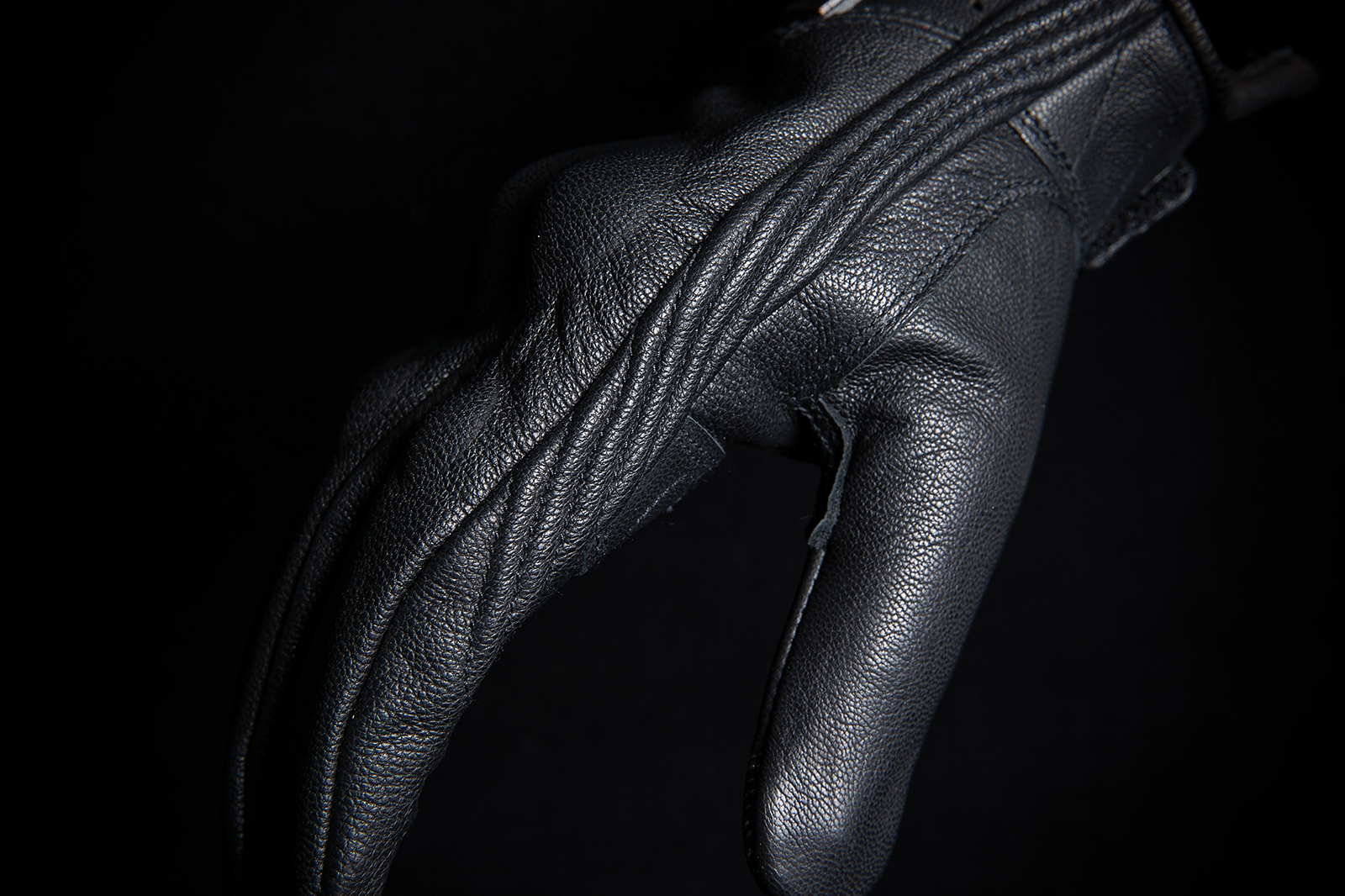 Adult - Icon Women's Pursuit Classic™ Gloves - Black