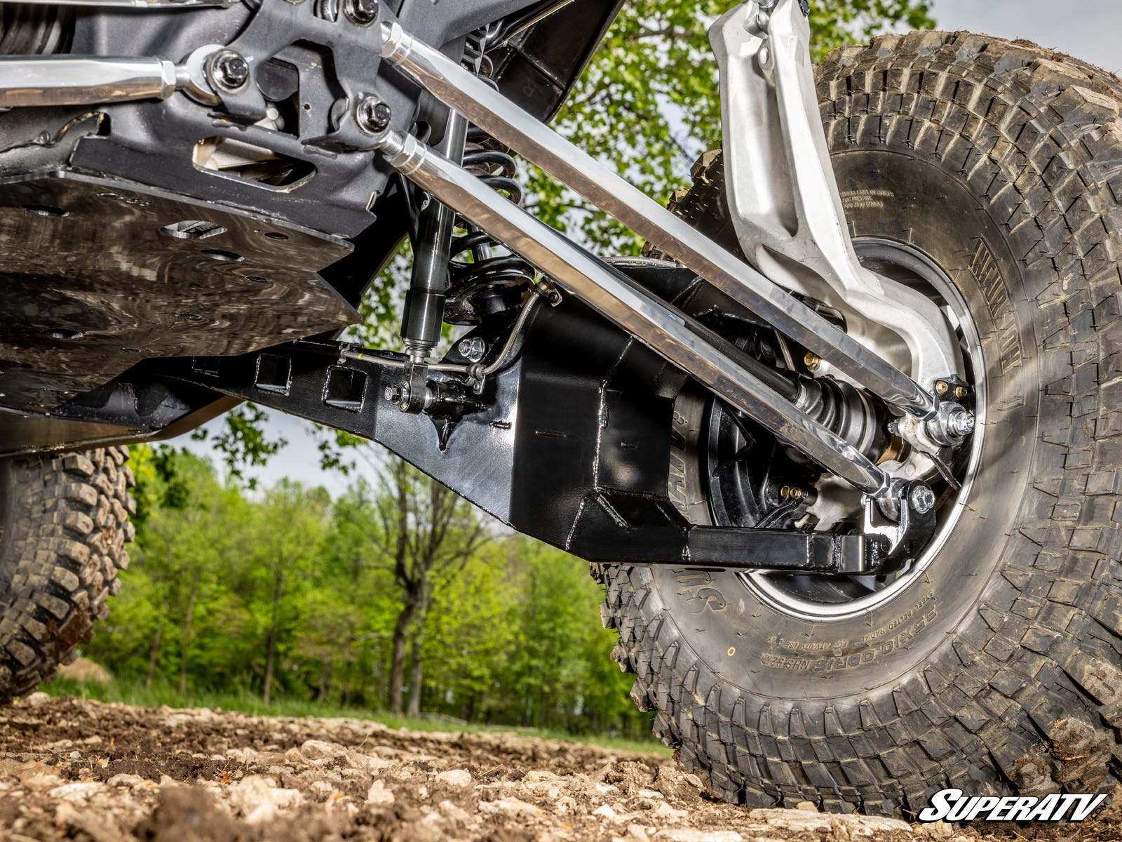 CAN-AM MAVERICK R HIGH CLEARANCE REAR TRAILING ARMS