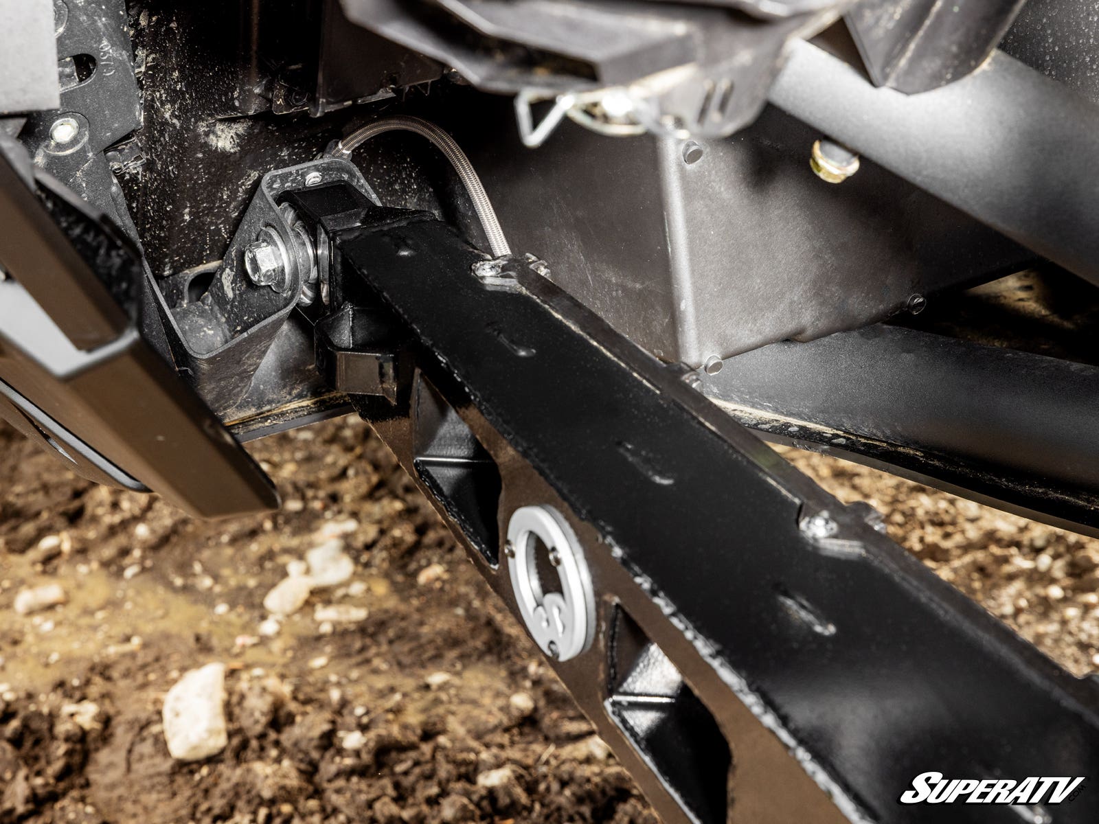 CAN-AM MAVERICK R HIGH CLEARANCE REAR TRAILING ARMS