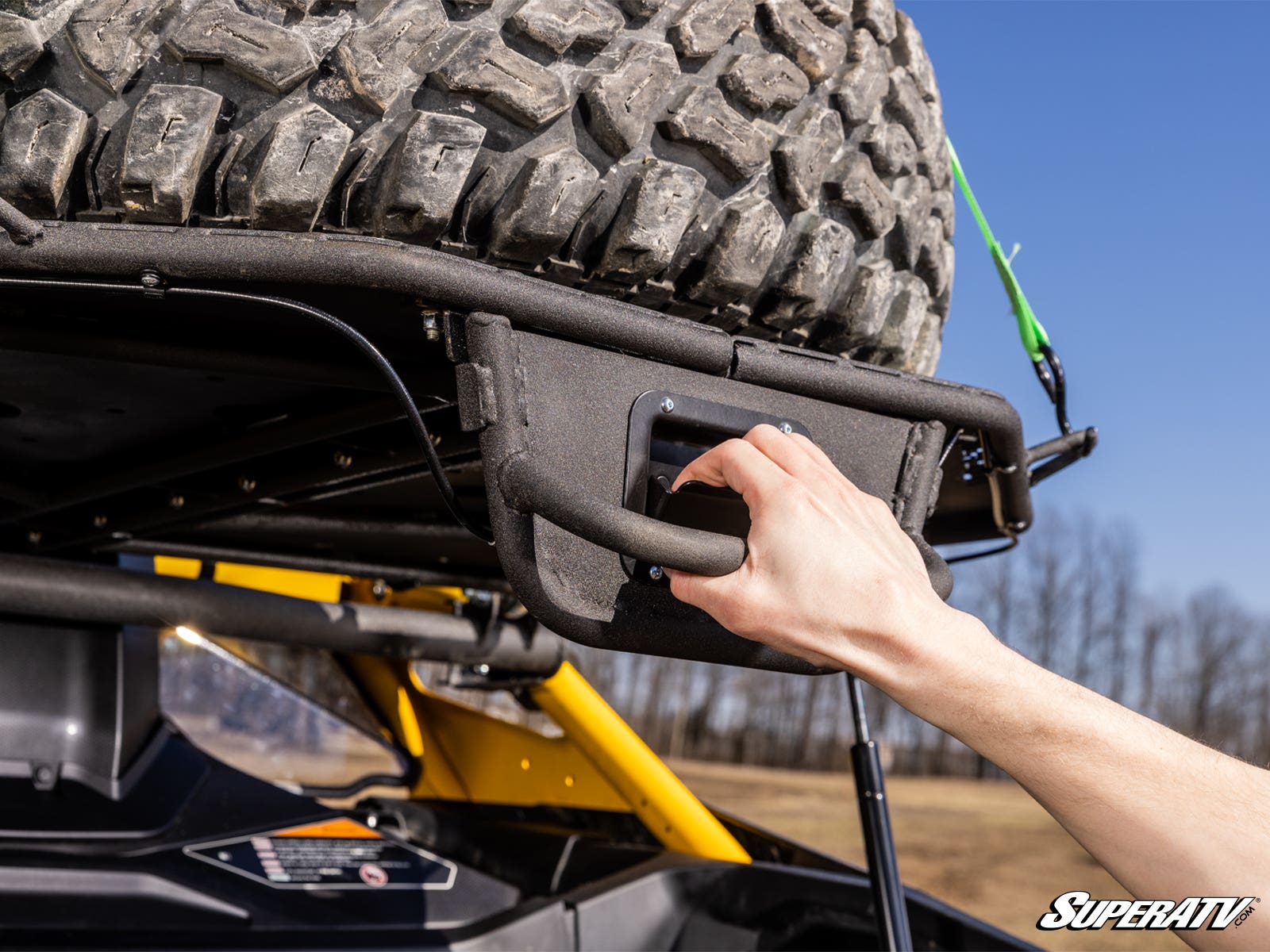 CAN-AM MAVERICK R CARGO RACK ALPHA