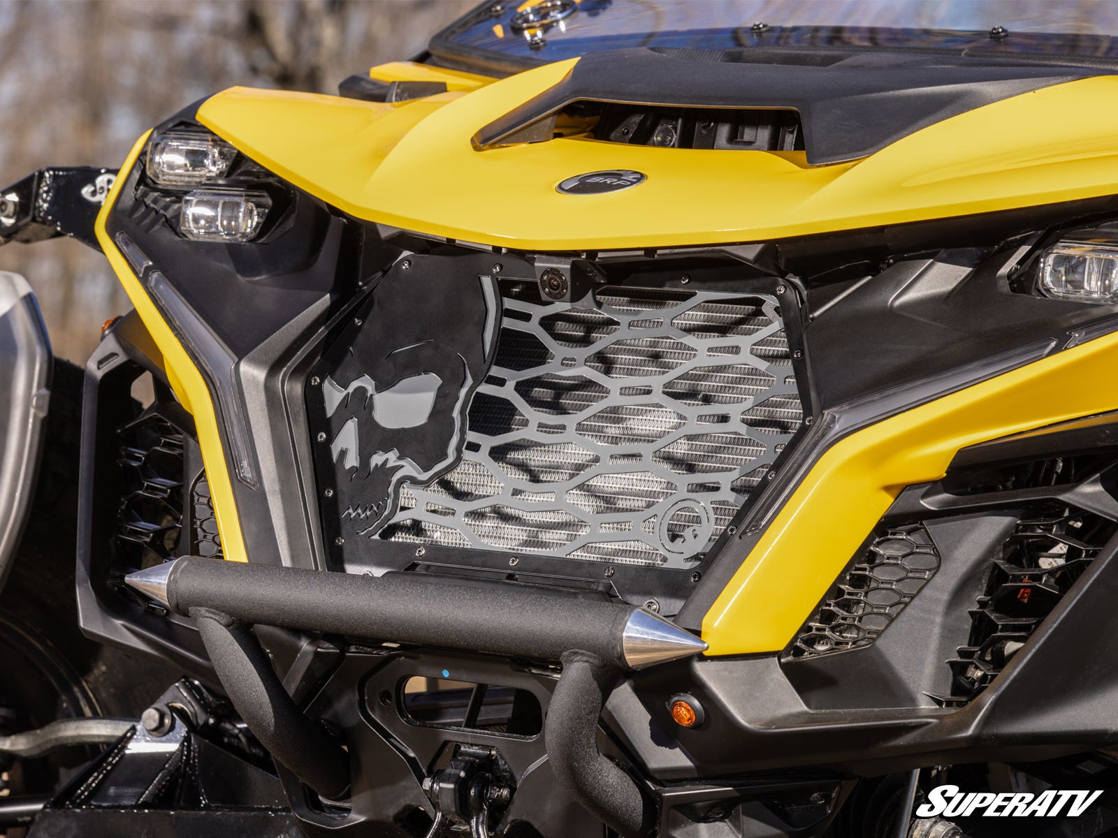 CAN-AM MAVERICK R SKULL STYLE GRILLE INSERT