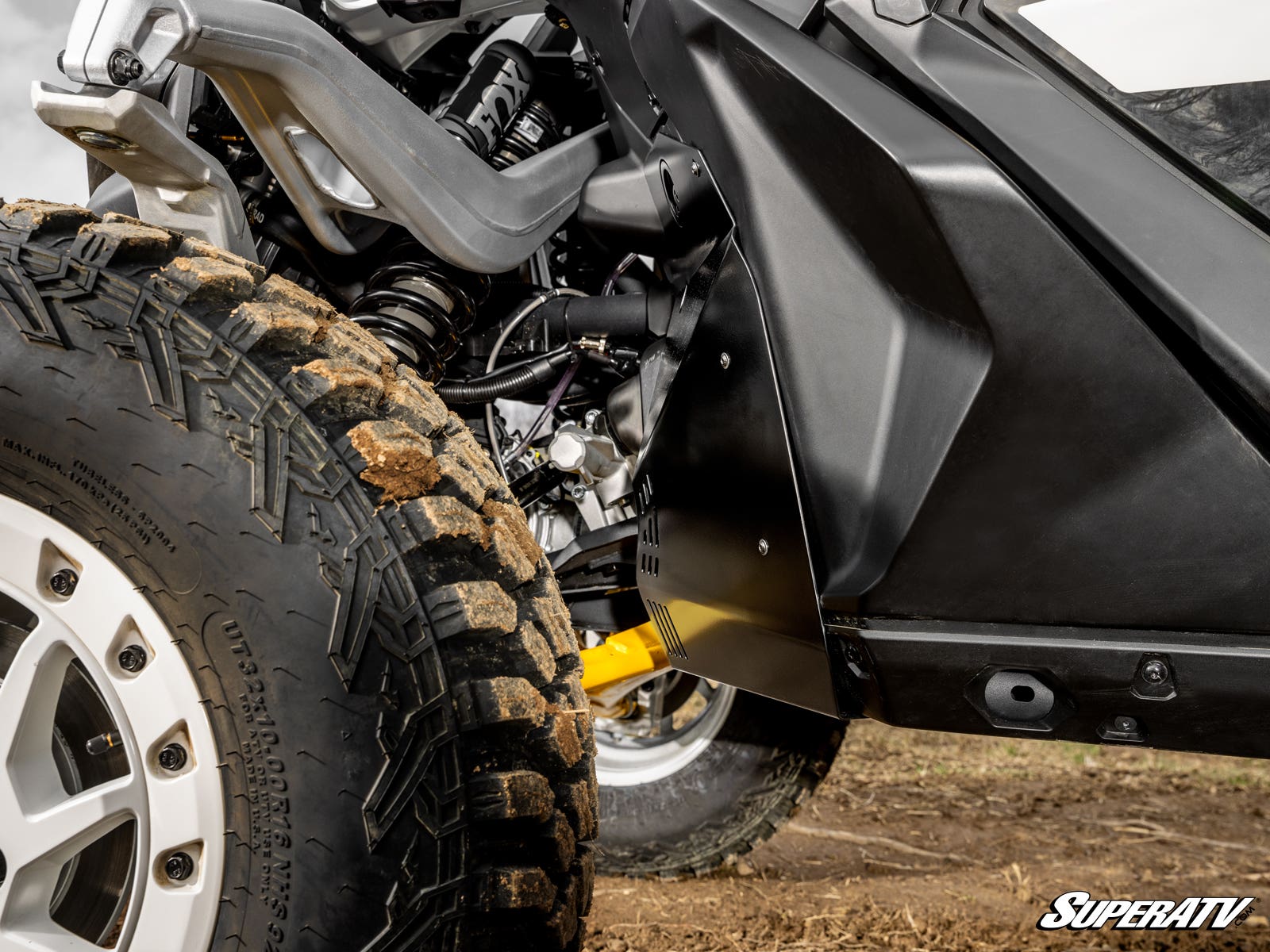 CAN-AM MAVERICK R FRONT INNER FENDER GUARDS