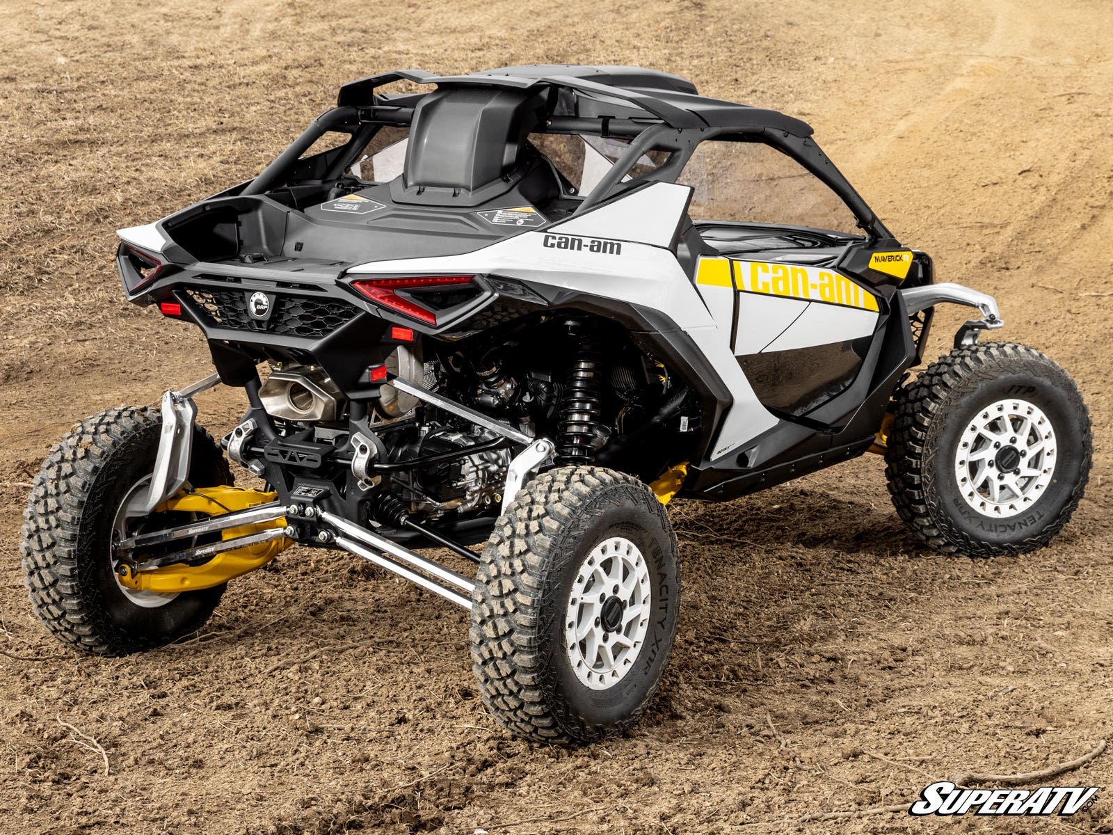 CAN-AM MAVERICK R REAR WINDSHIELD