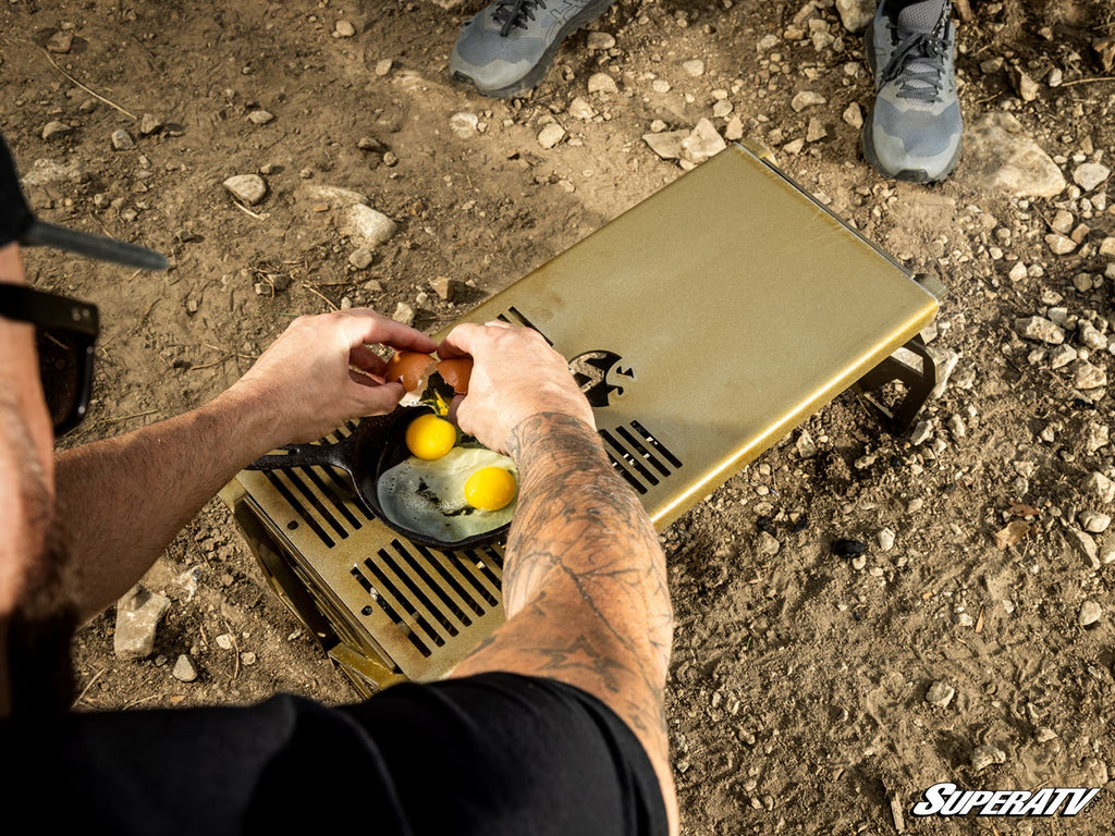 COLLAPSIBLE FIRE PIT AND GRILL