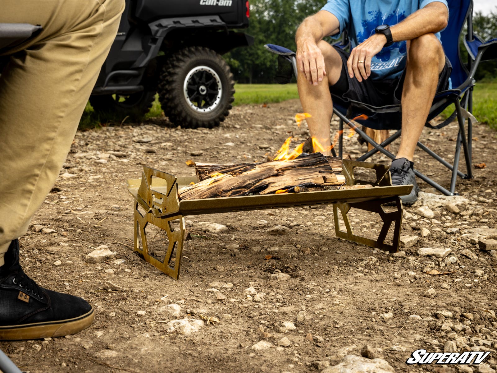 COLLAPSIBLE FIRE PIT AND GRILL