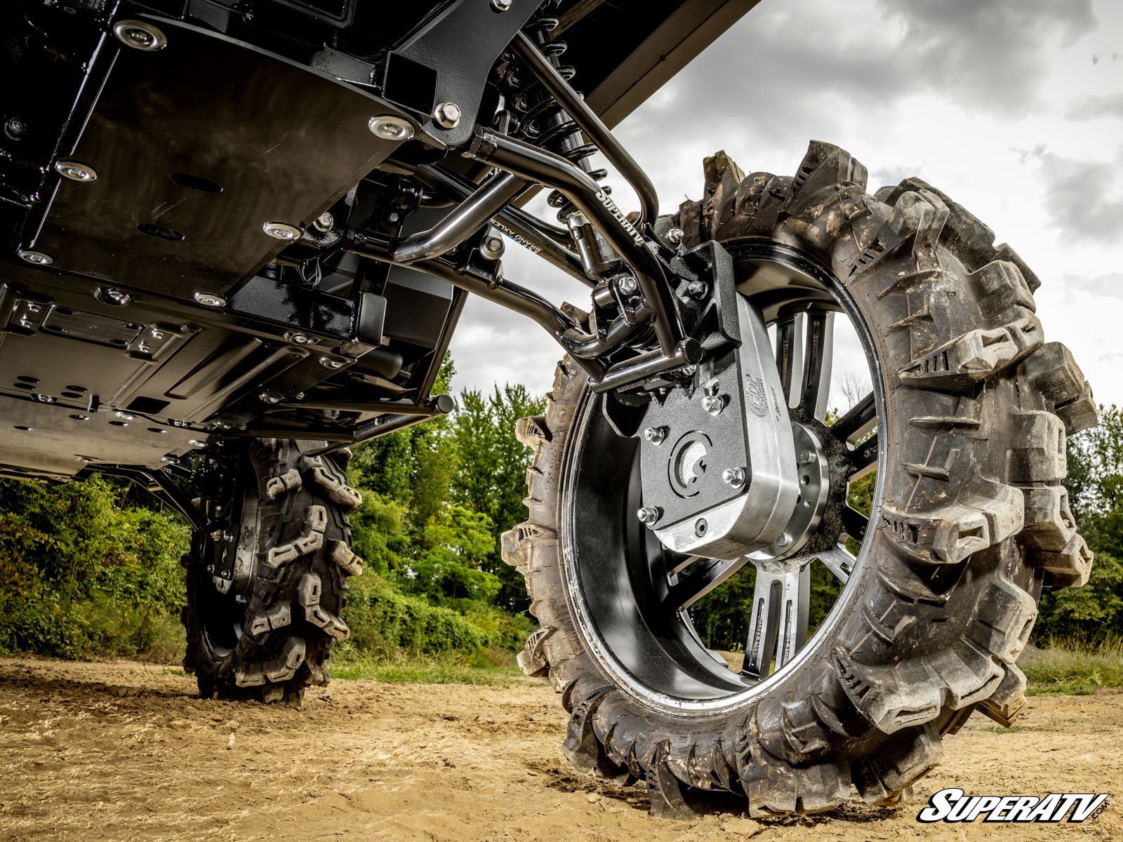 HONDA PIONEER 520 8" PORTAL GEAR LIFT