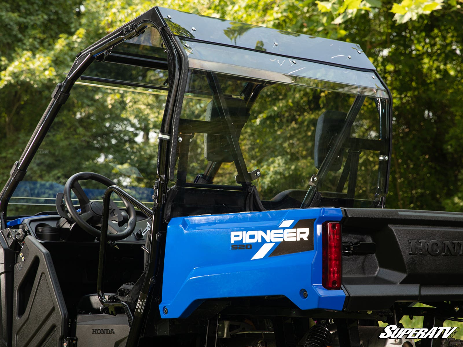 HONDA PIONEER 520 REAR WINDSHIELD