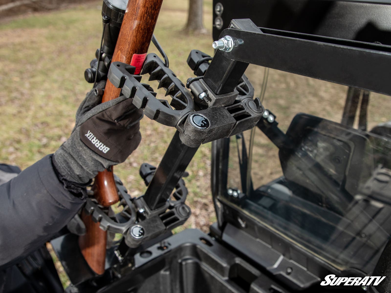Can-Am Defender HD8 In-Bed Gun Rack