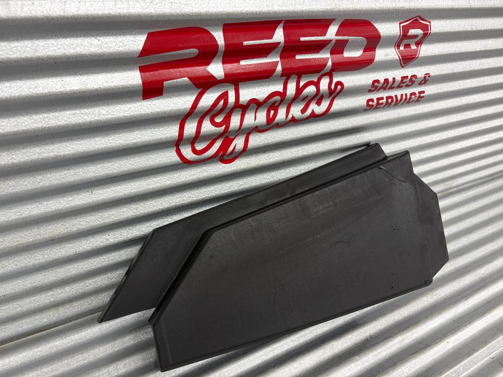 2019 Polaris Ranger 1000 Rear Fender Closeoff Panel Right OEM 5453735-070