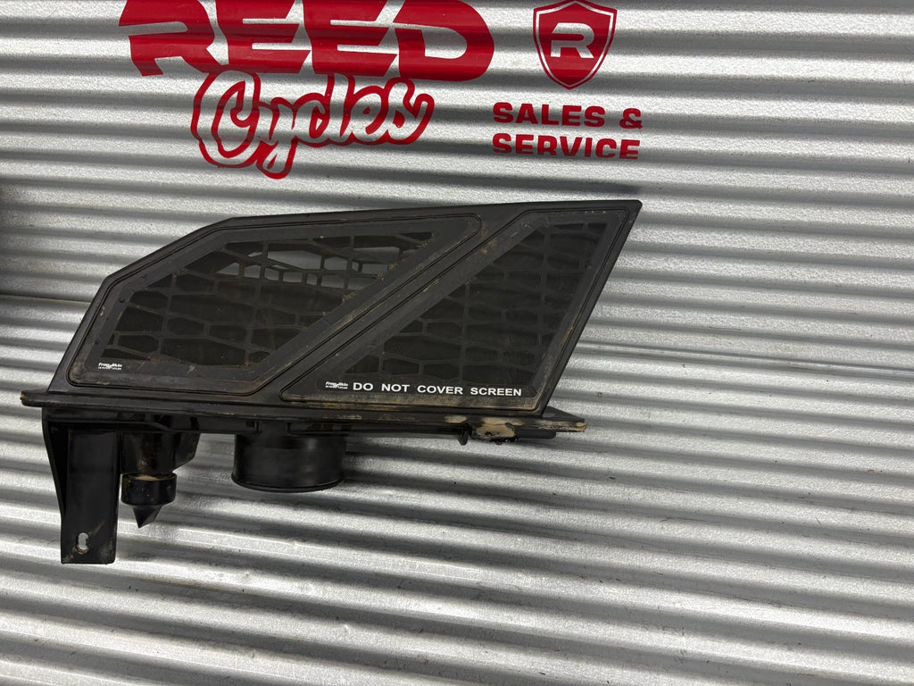2023 Polaris RZR PRO XP Left Frogz Skin Intake Bezel OEM 2637232