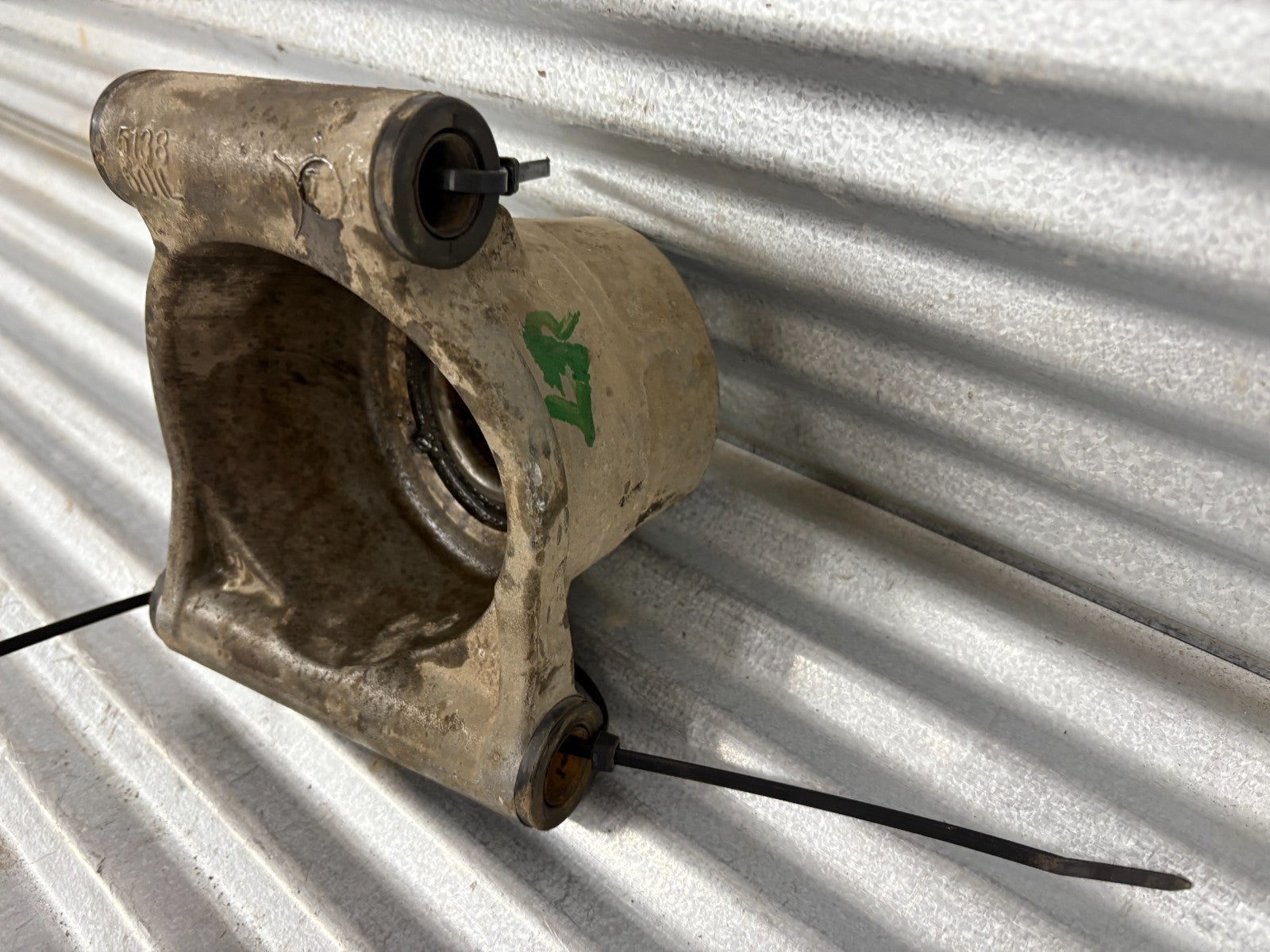 2014 Polaris Ranger 570 EFI Left Rear Knuckle OEM 5138501