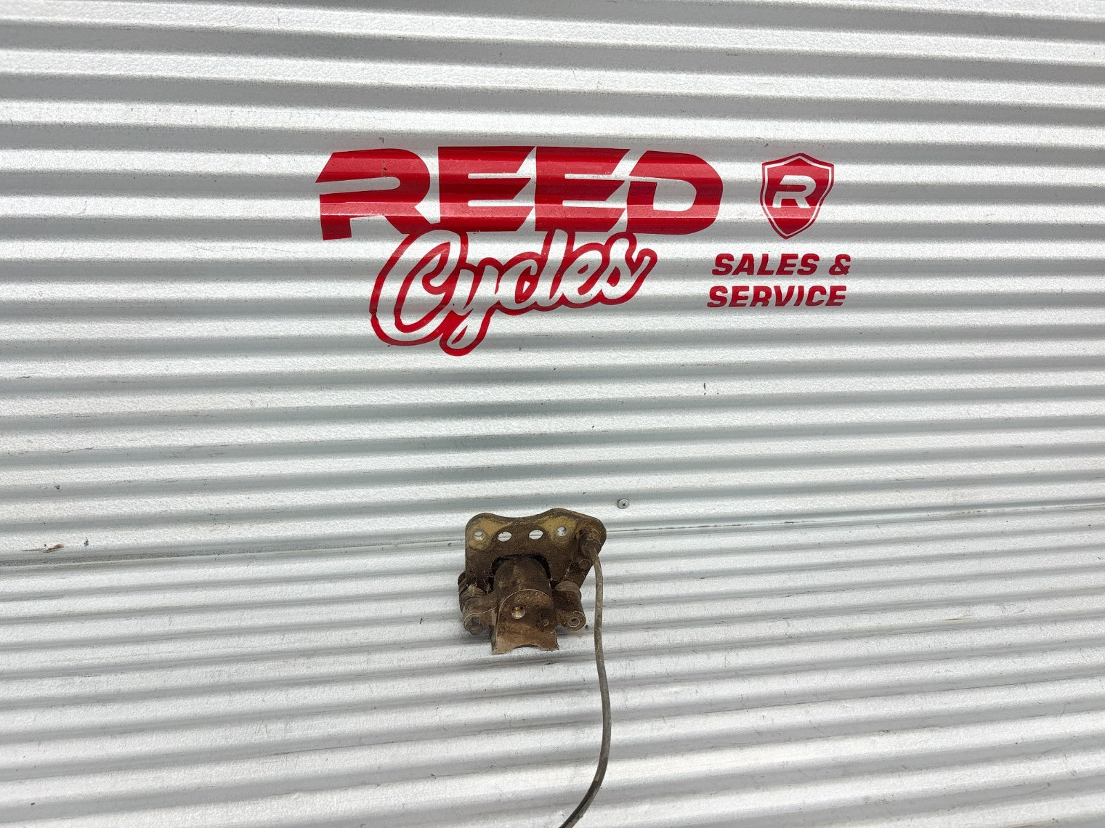 2002 Polaris Sportsman 700 Right Front Brake Caliper Assembly OEM 5132961