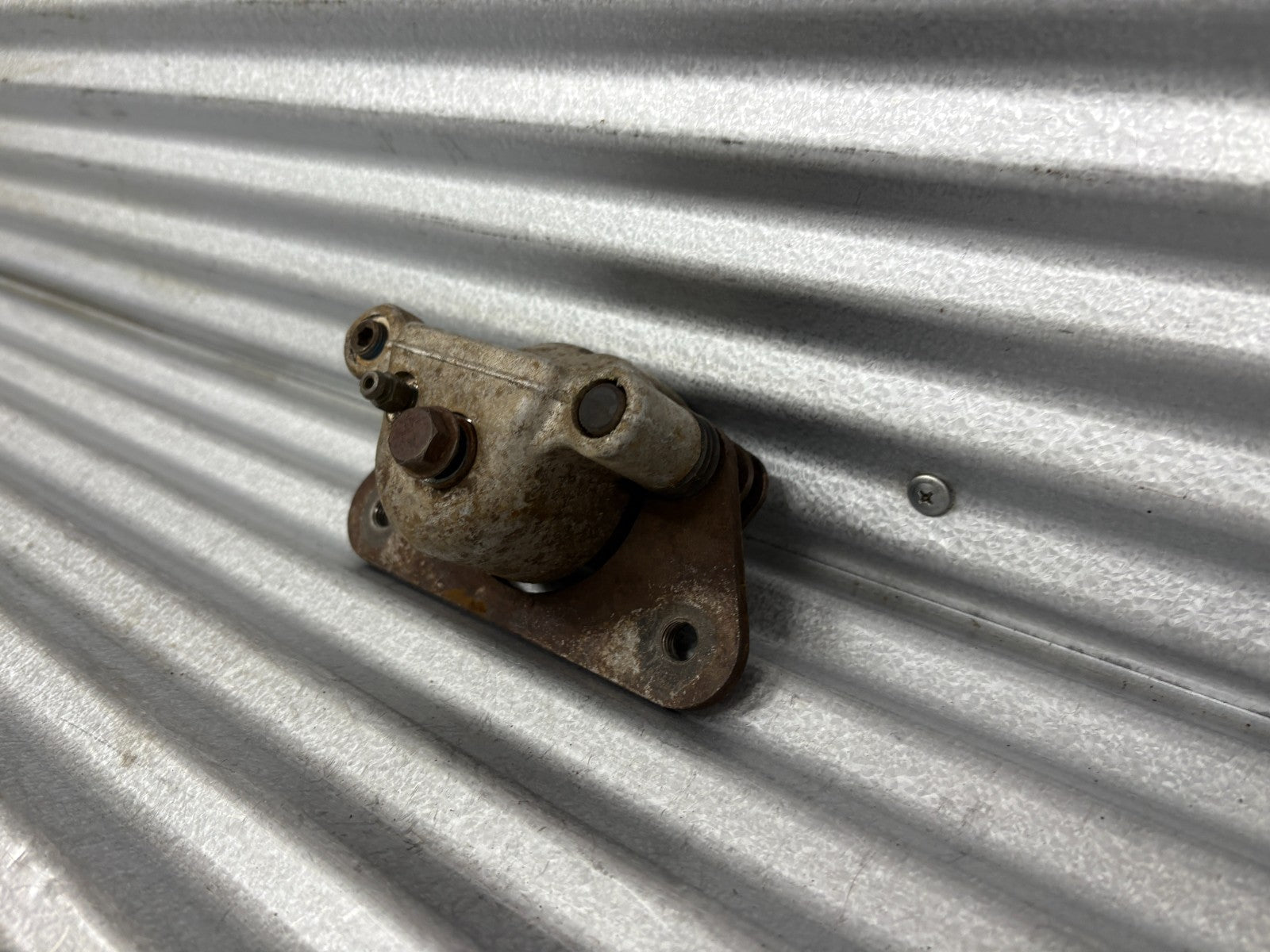 2018 Polaris Ranger XP 1000 OEM Rear Right Brake Caliper OEM 1912374 278R