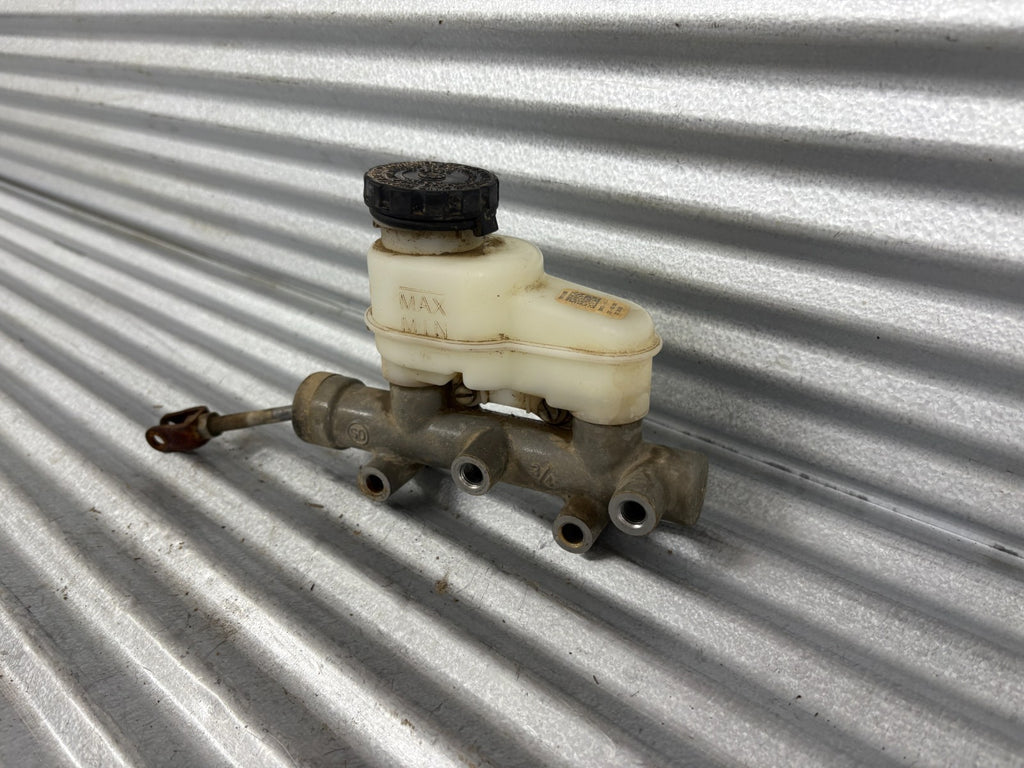 2013 Polaris Ranger XP 900 Crew Brake Master Cylinder OEM 1911703 / 1911515