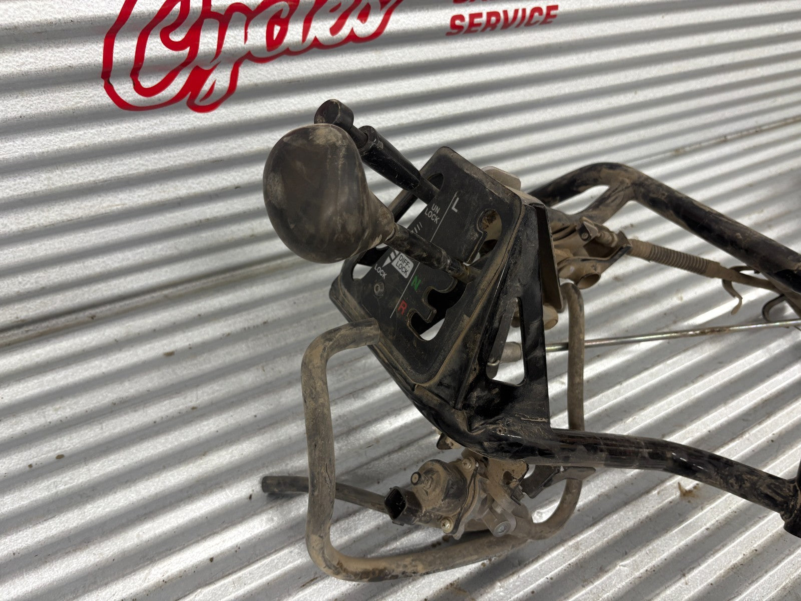 2010 Kawasaki Teryx 750 Shifter Mount OEM 31064-0193