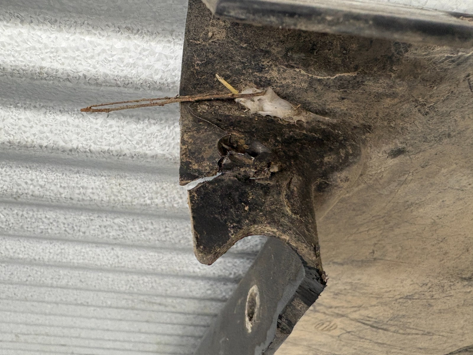 2014 Polaris Ranger 570 Crew EFI Front Right Fender Black OEM 5438057-070