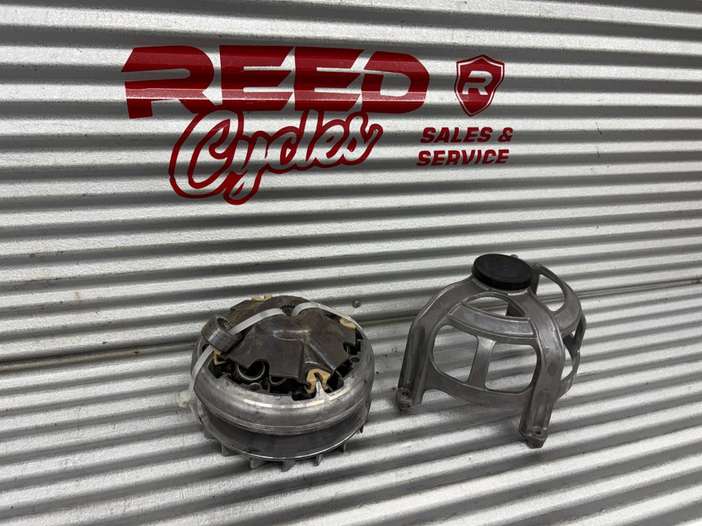 2013 Suzuki KingQuad 750 AXi Primary Drive Clutch with Bracket OEM 21110-31G00